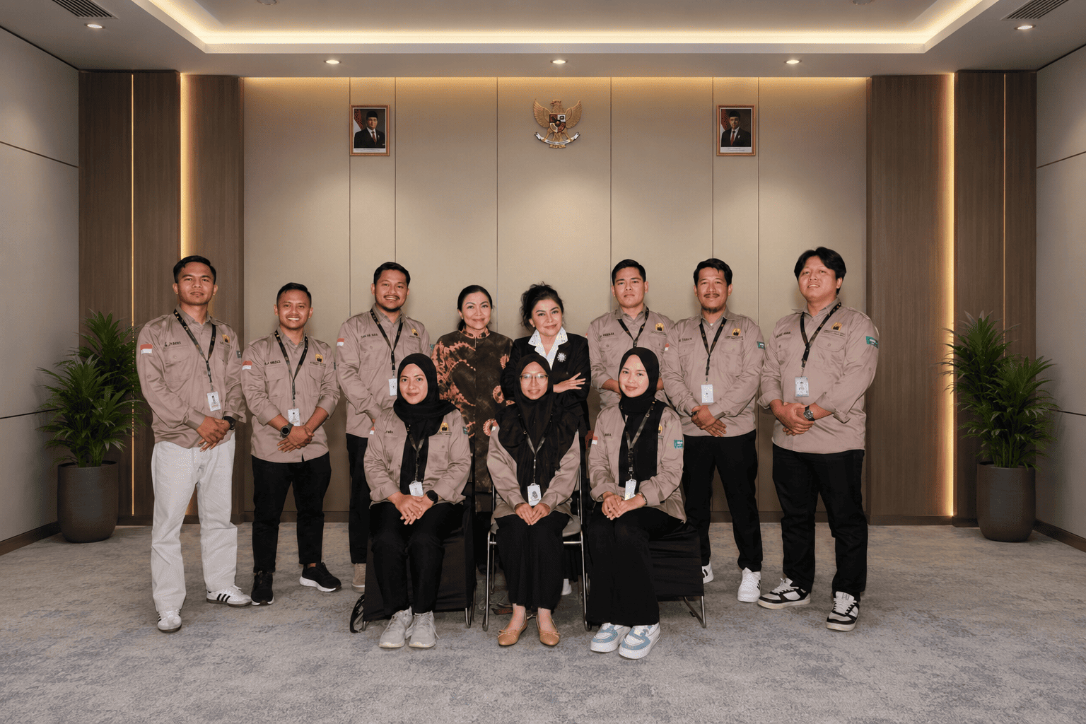 Tim bersertifikasi Service Excelent